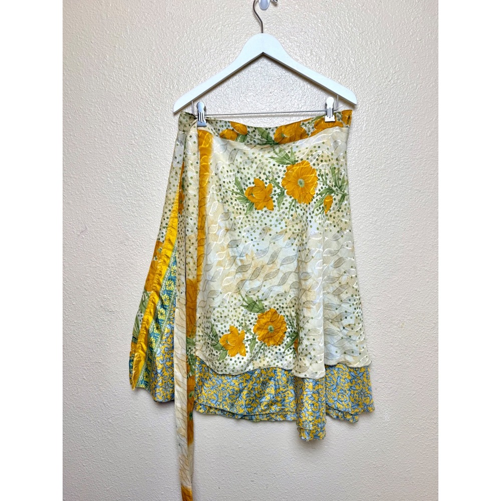 Darn Good Yarn 22-26 Wrap Skirt Boho Reversible Sari Silk Floral Mini